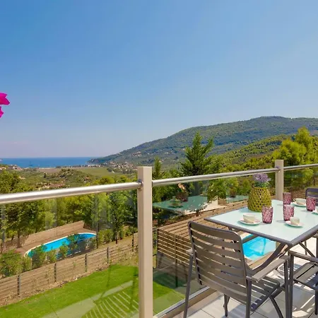 Keri Dream Villa *